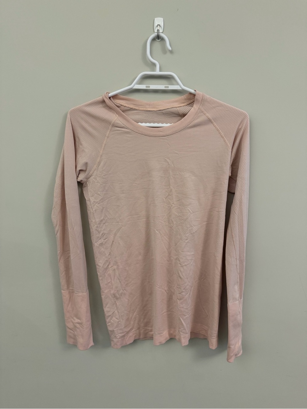 lululemon athletica Long Sleeve Crewneck Top - Light Blush